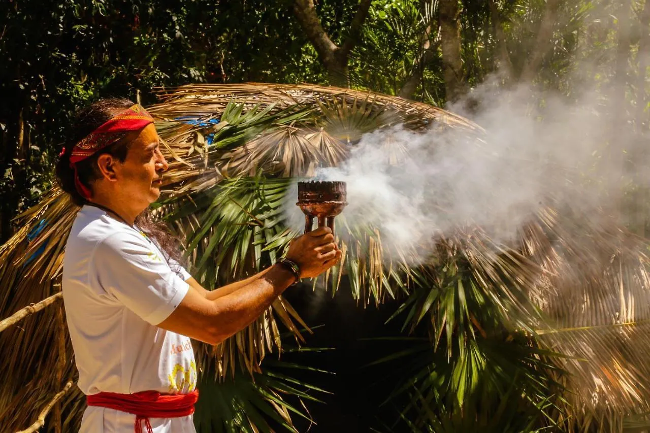 Akumal Natura Glamping