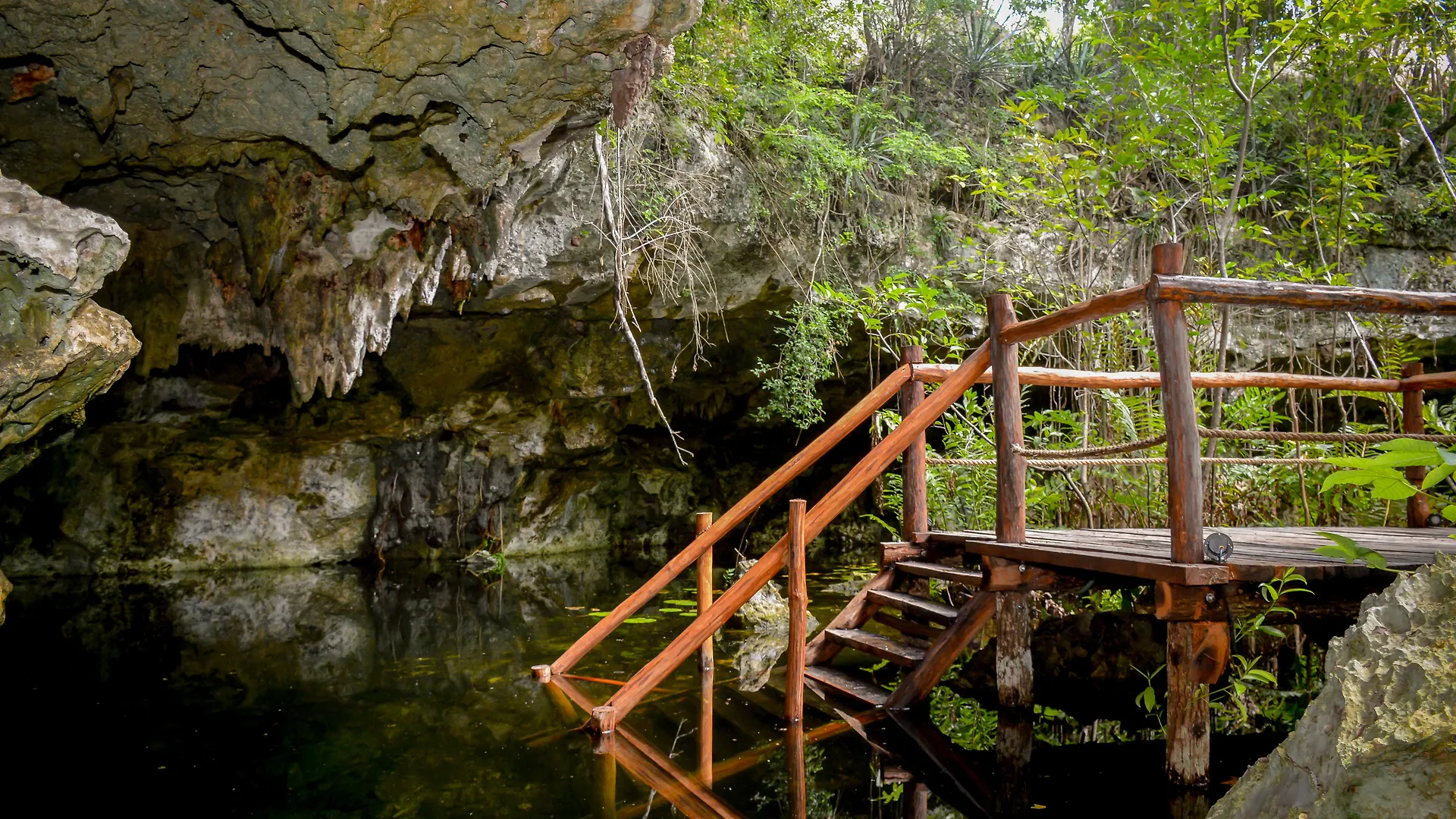 Akumal Natura Glamping Mexico