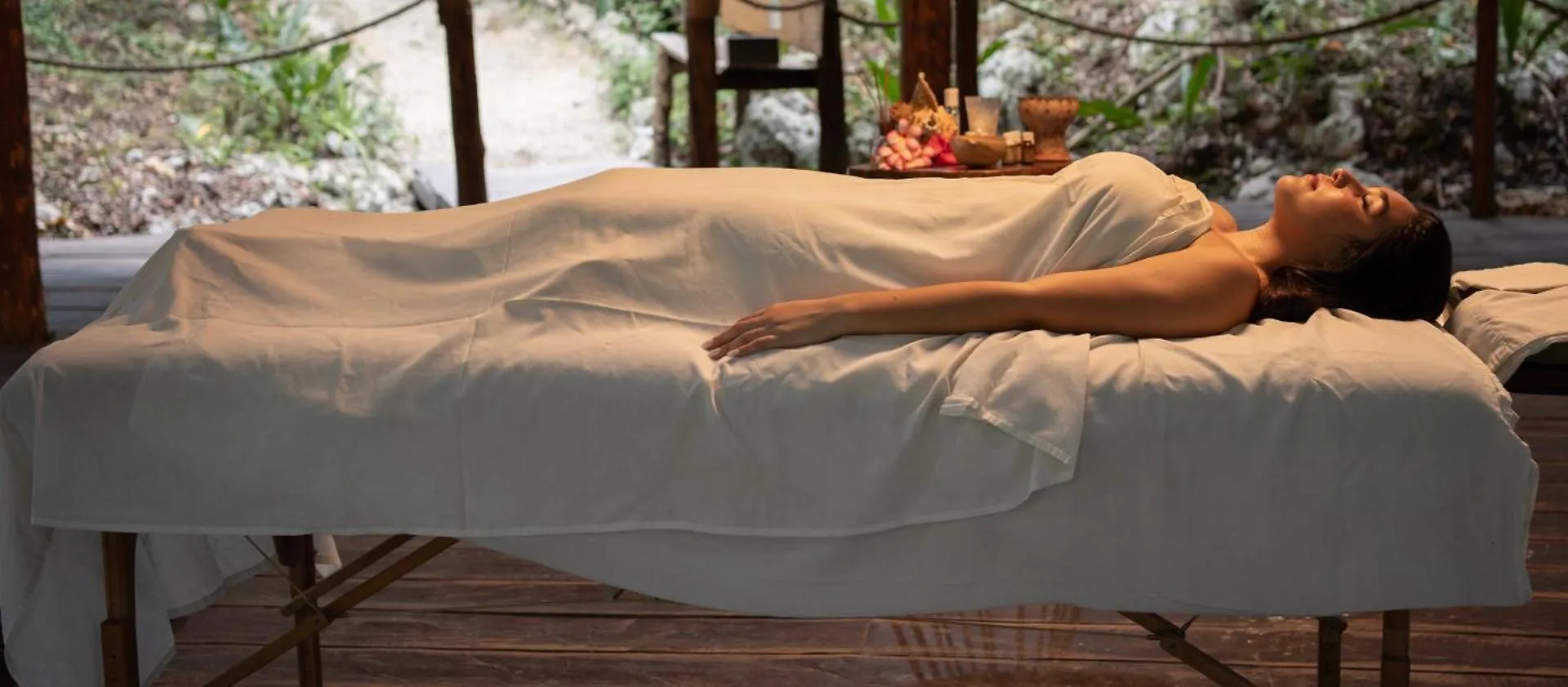 Akumal Natura Glamping Hotel