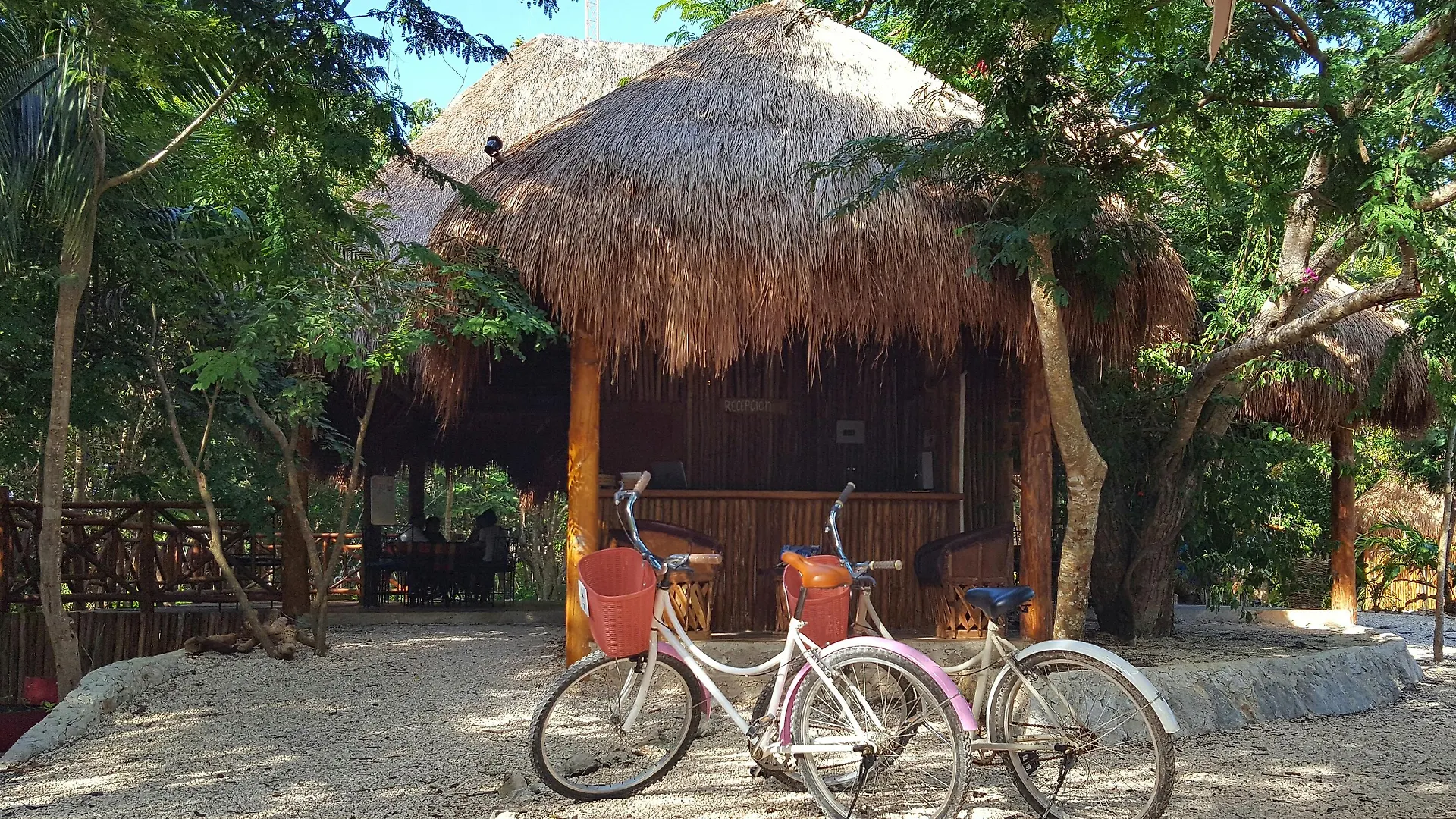 Akumal Natura Glamping 3*,  Mexiko