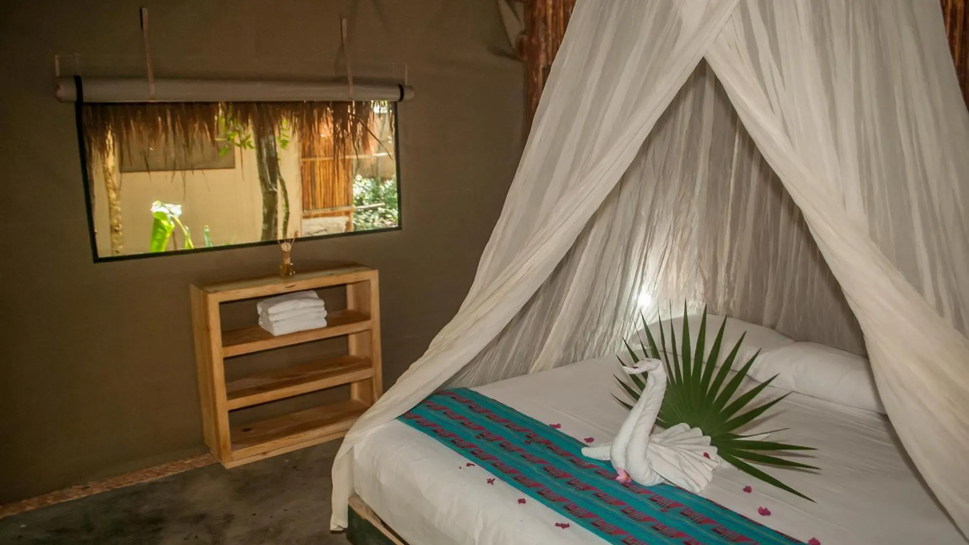 Akumal Natura Glamping