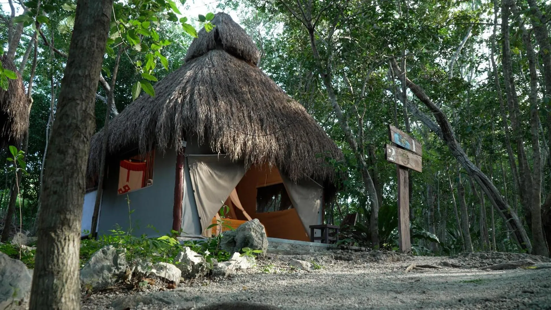 Akumal Natura Glamping 3*,